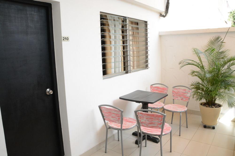 Hotel Quinta Avenida Кукута Экстерьер фото