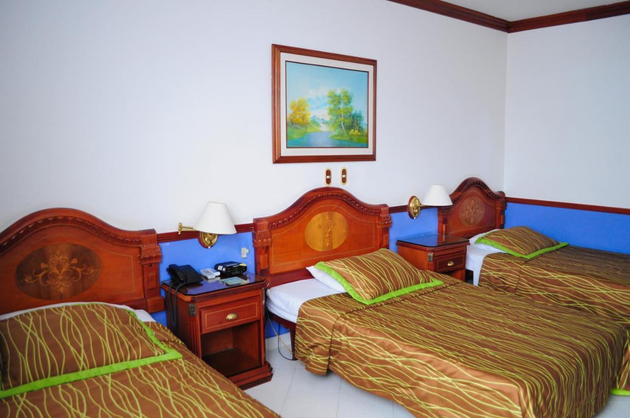 Hotel Quinta Avenida Кукута Экстерьер фото
